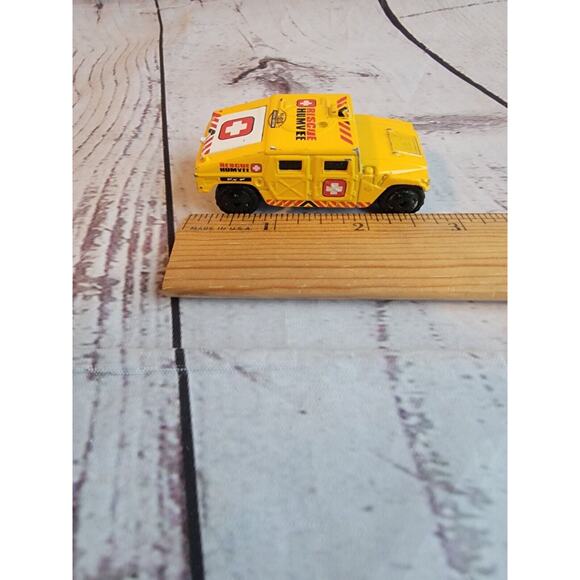 Retro 1994 Matchbox Rescue Humvee Hummer 1:70 2003 Special Edition - Picture 7 of 7
